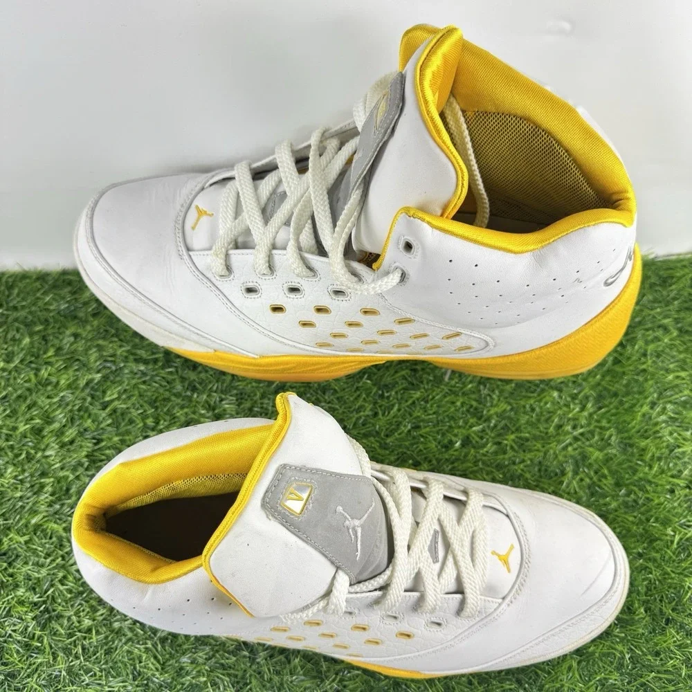 Nike Air Jordan Melo V.5 Mens Shoes 13 Denver Nuggets 311813-103 Carmelo Anthony